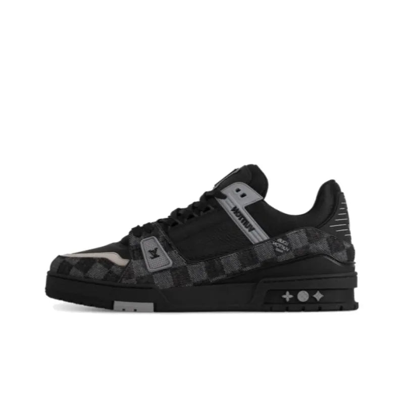 LOUIS VUITTON Trainer Lifestyle Shoes Men Low-Top Black