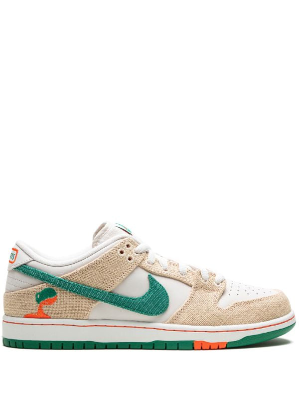 Nike
x Jarritos SB Dunk Low sneakers