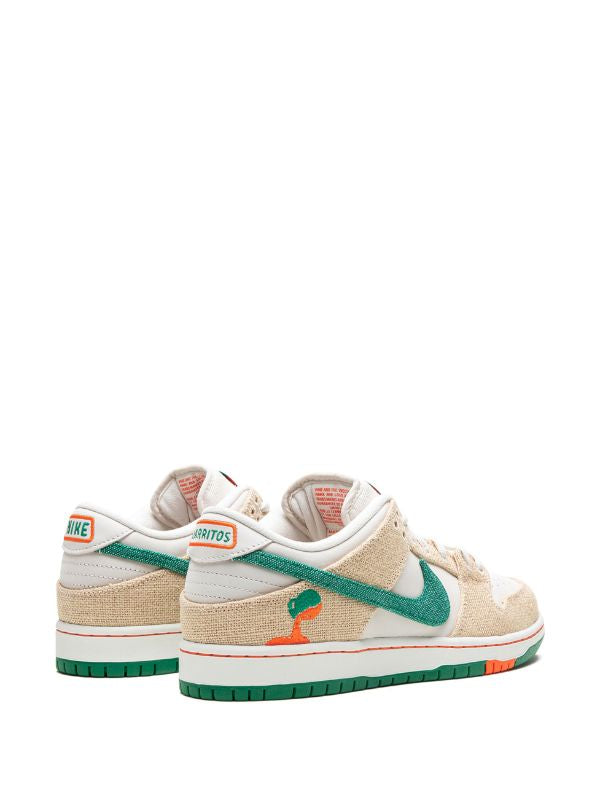 Nike
x Jarritos SB Dunk Low sneakers