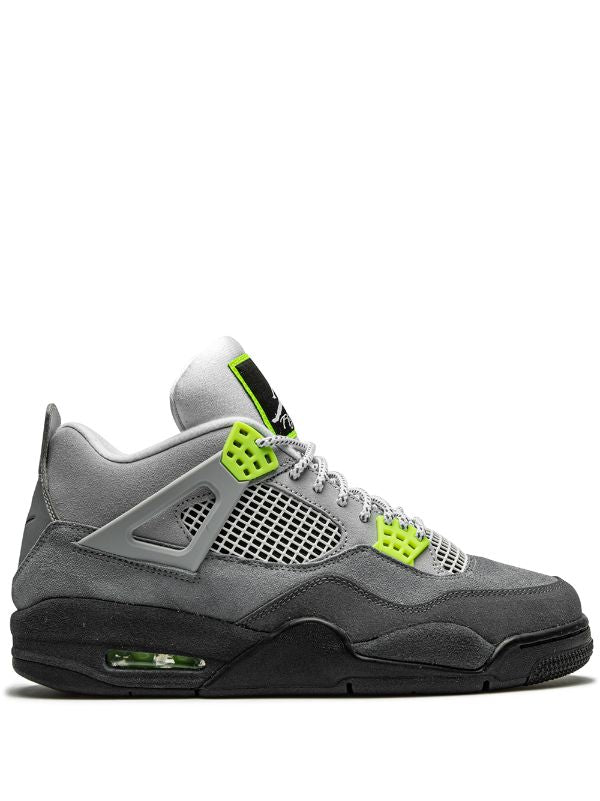 Jordan
Air Jordan 4 Retro SE "Neon" sneakers