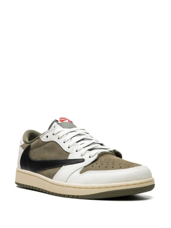 Jordan
x Travis Scott Air Jordan 1 "Olive" sneakers