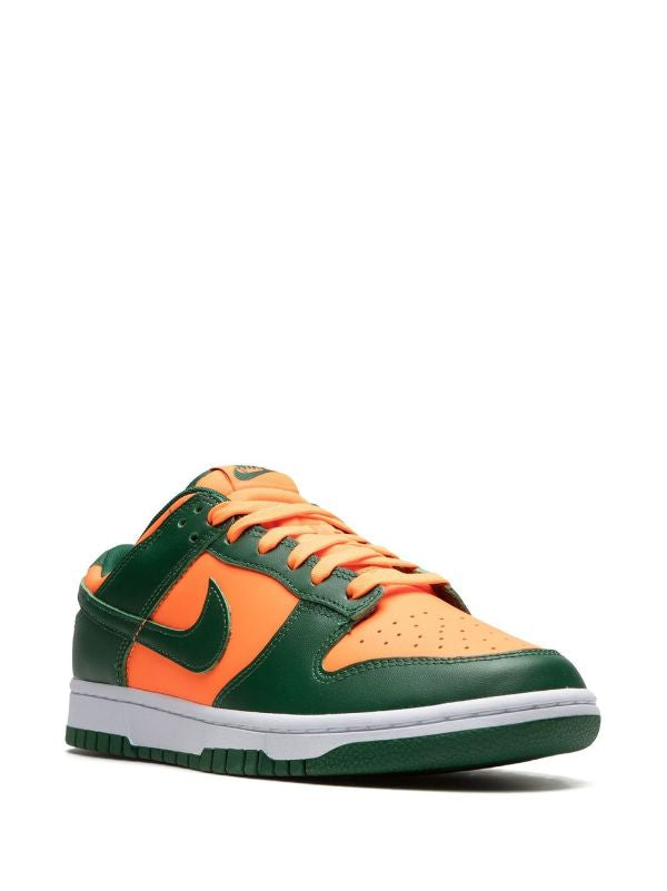 Nike
Dunk Low "Miami Hurricanes" sneakers