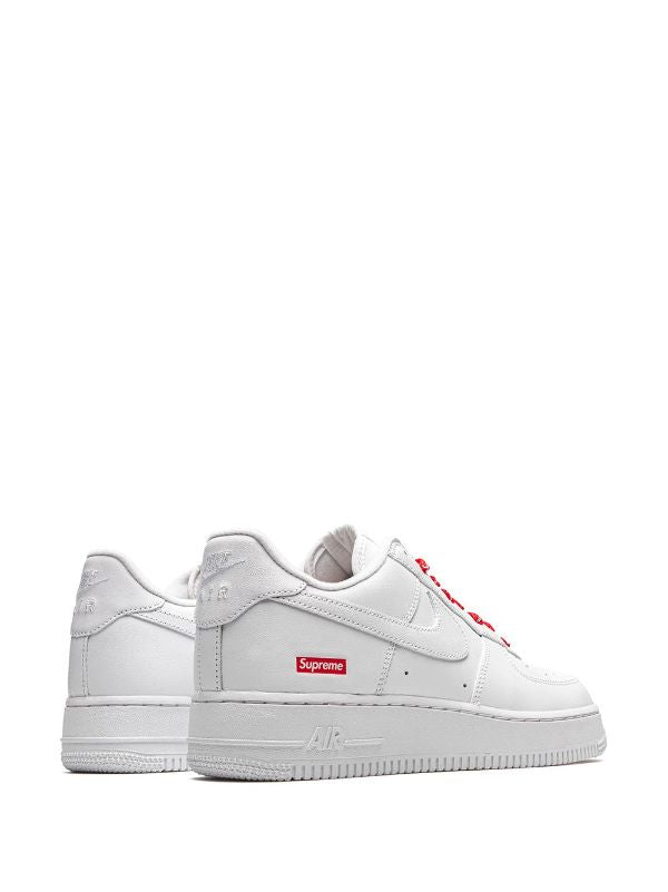 Nike
x Supreme Air Force 1 Low "Mini Box Logo White" sneakers